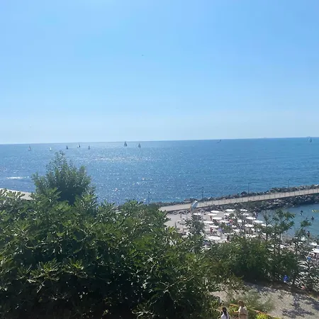 Alenor | Sea View & Access