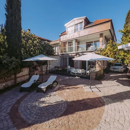 Alenor | Sea View & Access Villa