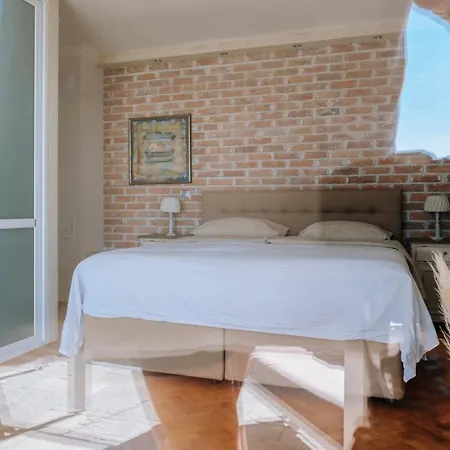 Villa Alenor | Sea View & Beach Access Villa Nesebar