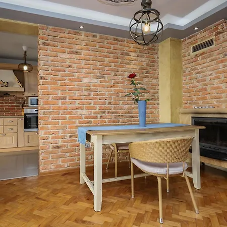 Alenor | Sea View & Access